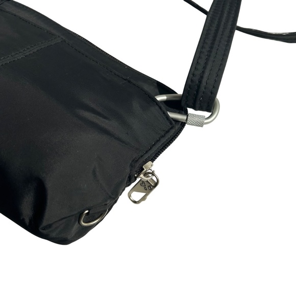 Travelon Anti-Theft RFID Protected Crossbody Bag - Picture 5 of 14